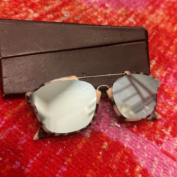 Dior Abstract Blue Mirrored Tortoise Sunglasses - Picture 2 of 8
